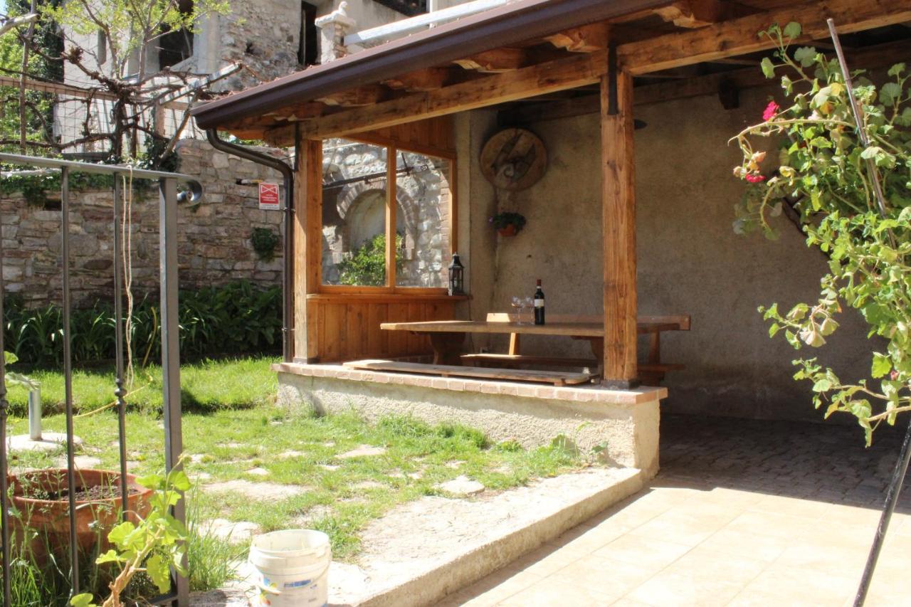 Casa Vacanze Il Melograno Tremosine Dış mekan fotoğraf